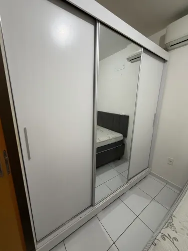 Guarda-roupa portas de correr