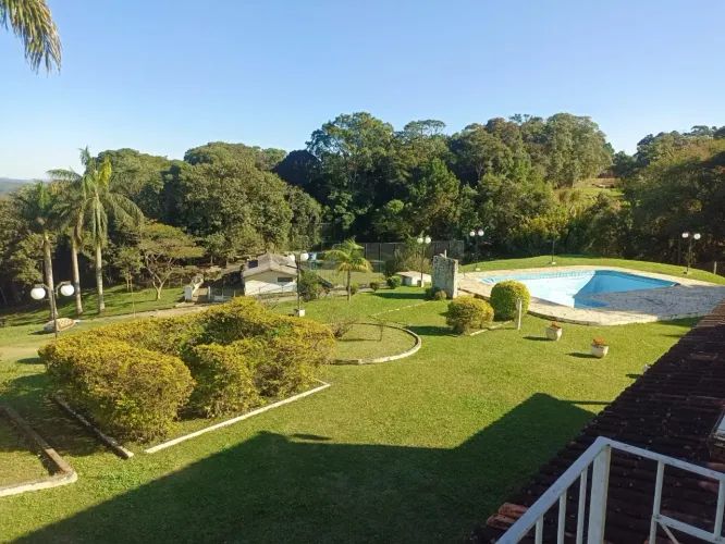 Sitio para venda tem 20.770 metros quadrados com 10 quartos em Cachoeira - Cotia - SP