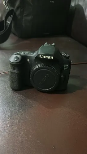 Câmera 60D Cânon