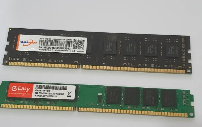 2 memórias DDR3 8GB para Desktop 