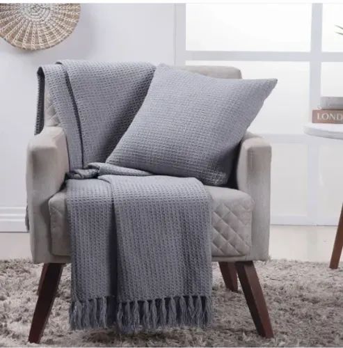 Nova Nunca usada - Manta 140x250cm 100% Algodão Decorativa Para Sofá Boho Favo de Mel Cinz