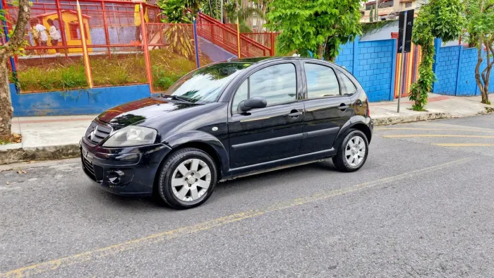 Citroen C3 GLX 1.4/ GLX Sonora 1.4 Flex 8V 5P 2012