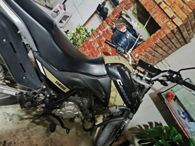 Moto Crossee de mulher - Única Dona