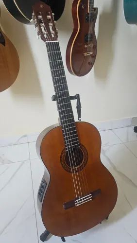 Yamaha C40 Mk2 Fishman Presys