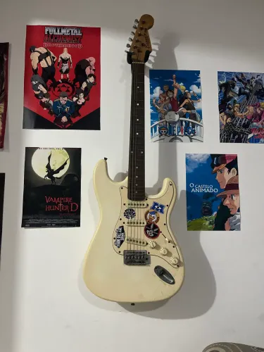 Guitarra Bender STR