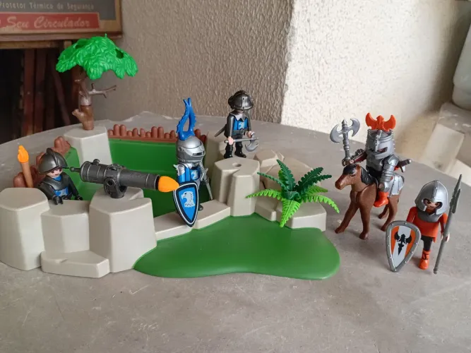 Playmobil Posto Avançado dos Guerreiros Blue Eagle