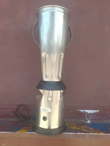 Liquidificador industrial funcionando perfeitamente