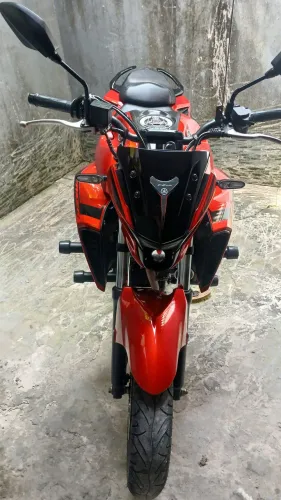 VENDE SE UMA MOTO FAZER
