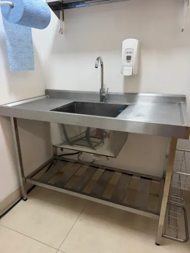 Pia Inox