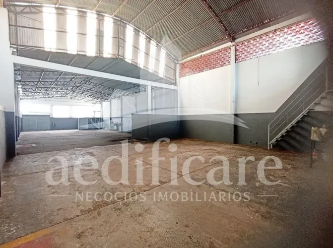 Barracão para Venda em Rio Claro, Vila Santa Terezinha, 2 banheiros