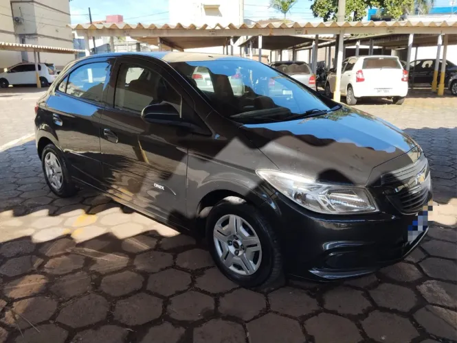 Chevrolet Onix JOY Hatch 1.0 8V Flex Mec. 4P 2018