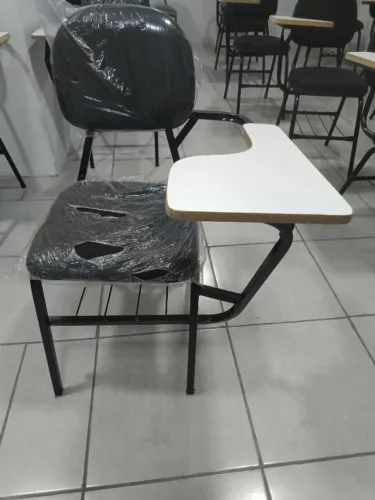 Cadeiras universitária 23 unidades