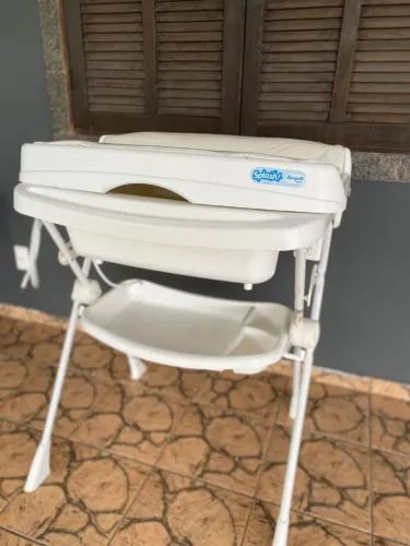 Banheira com trocador