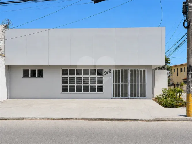 Casa Comercial para locação na Av. Américo de Figueiredo no Jd. Simus - Sorocaba/SP