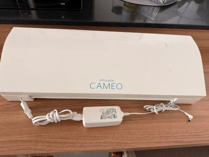 Plotter Silhouette Cameo 3