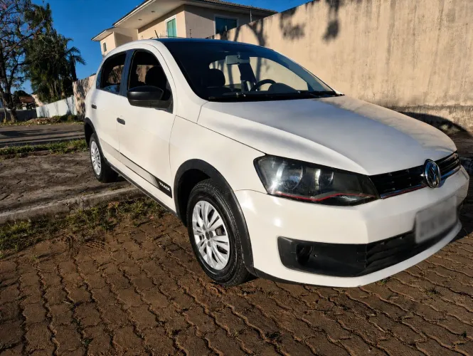 Volkswagen Gol Geração VI Track 1.0 8V MI Total Flex Mec. 4P 2014