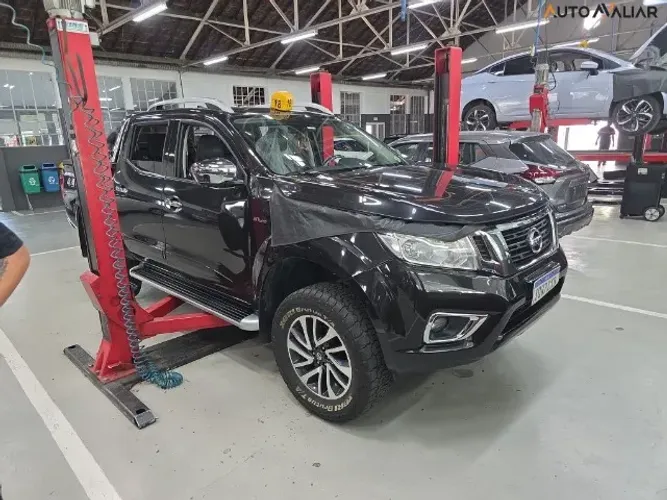 Nissan Frontier LE CD 4X4 2.3 Bi-TB Diesel 2022 - Falar c. Yuri