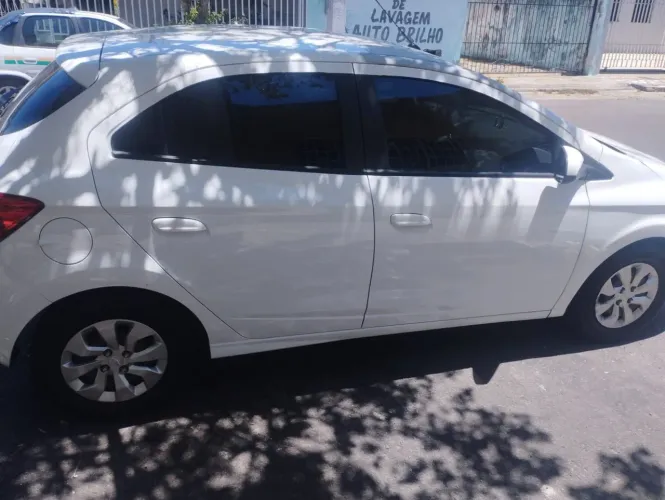Chevrolet Onix Hatch LT 1.0 8V Flex Mec. 4P 2019
