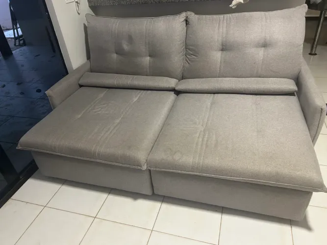 Sofá reclinável muito confortável