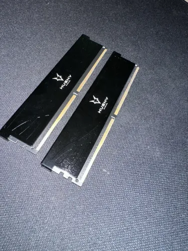 2 Memórias Husky, 8GB, 2666Mhz, DDR4, CL19