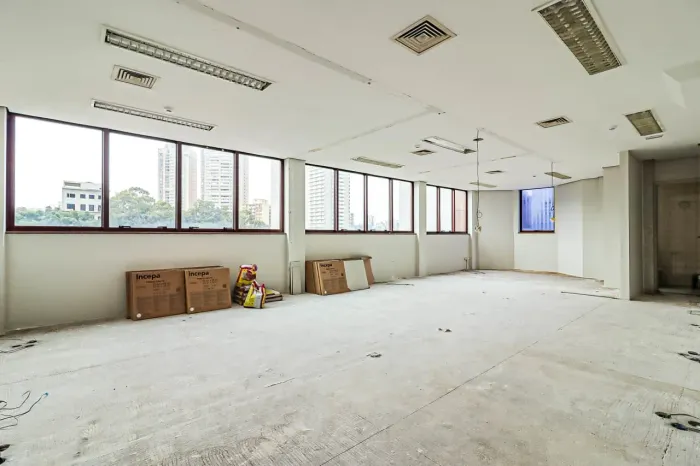 Sala comercial na Avenida Morumbi, 6901 - Cj. 51 65 m²