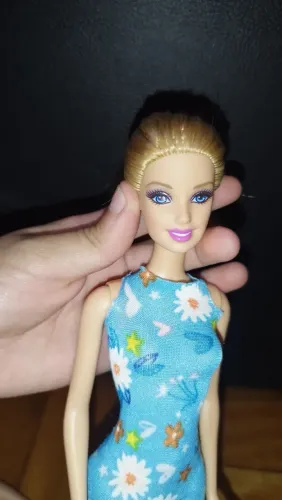 Barbie de 1998 articulada