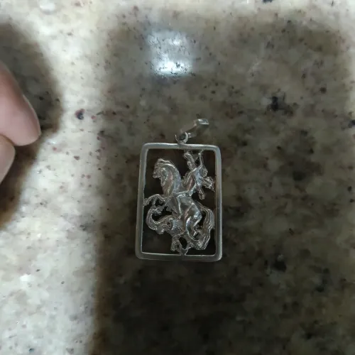 Pingente prata são Jorge.