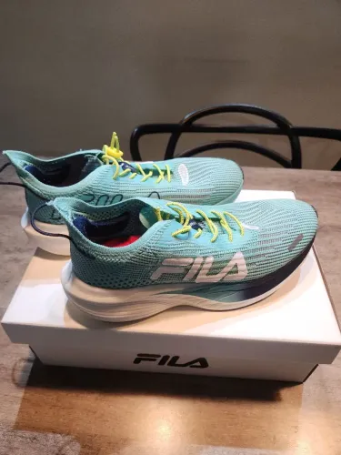 Tênis Fila Race Carbon 2