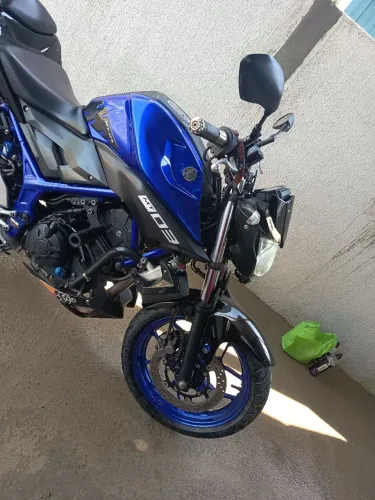 Vendo moto MT 03 ótimo estado de conservação