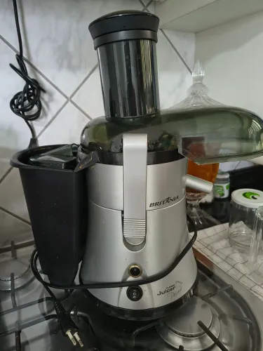 Centrífuga Britânia Juicer