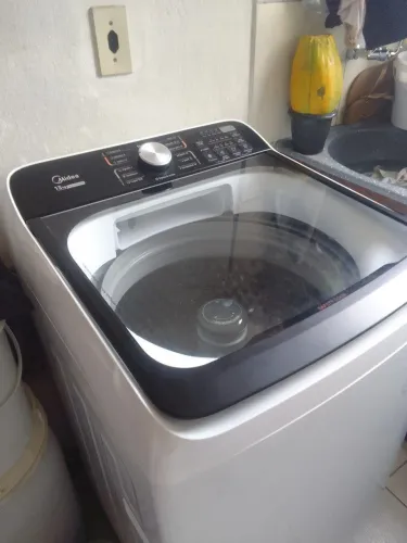 Máquina de lavar Midea 13kg