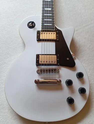 Les Paul Strinberg *Nova*