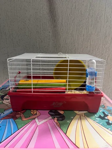 Gaiola hamster pequena