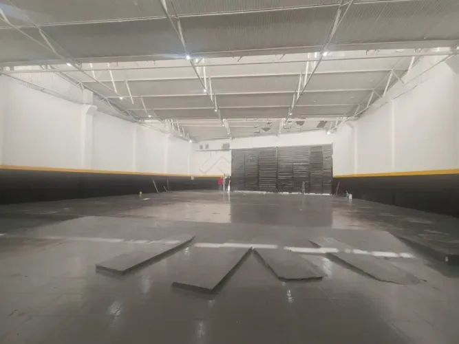 Galpão comercial para locação, 1.078,11m² no bairro Piraporinha - Diadema/SP
