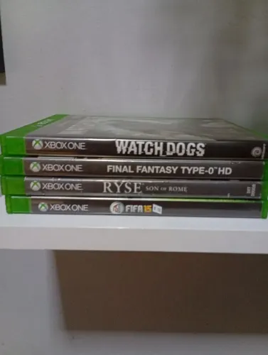 4 jogos de Xbox one 