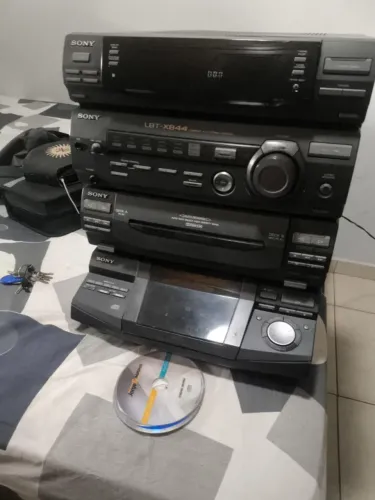 Vendo som Sony xb44