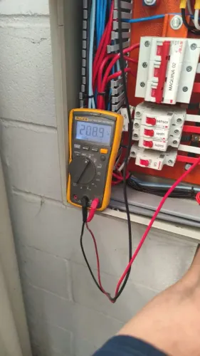 Vaga auxiliar eletrico