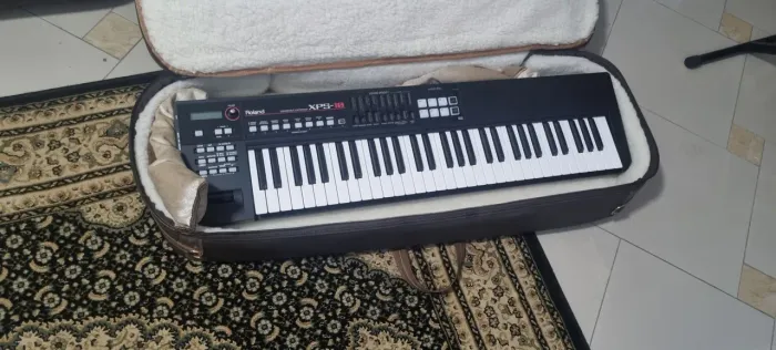 Teclado roland xps10 e Case