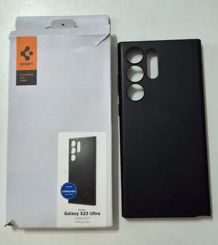 Capa Spigen Thin Fit S23 Ultra