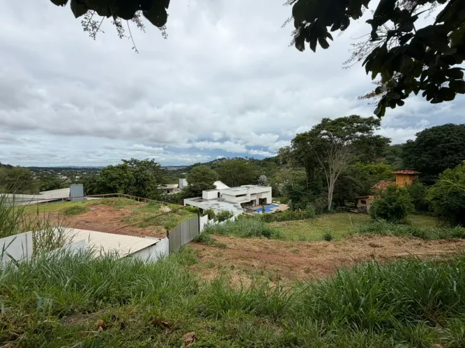 Lote no Condomínio Aldeia do Vale
