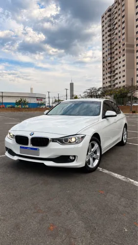 BMW 316I 1.6 TB 16V 136cv 4P 2014