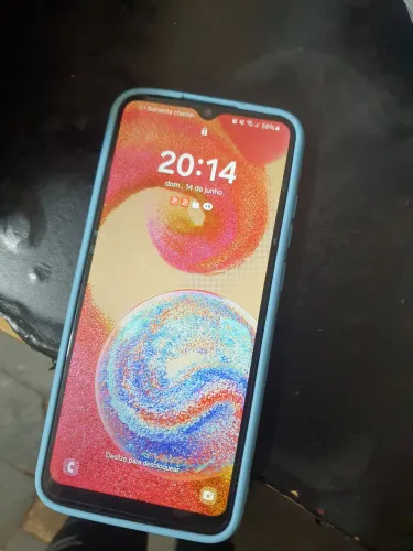 Celular galaxy A04E0
