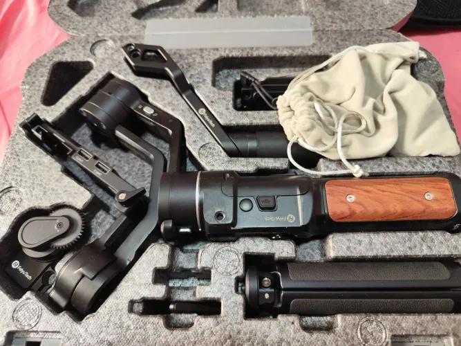 Gimbal para câmera 