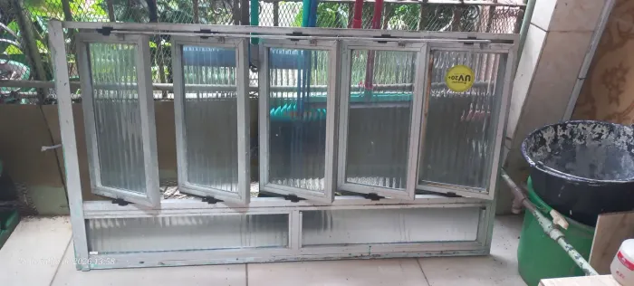 Esquadria de alumínio