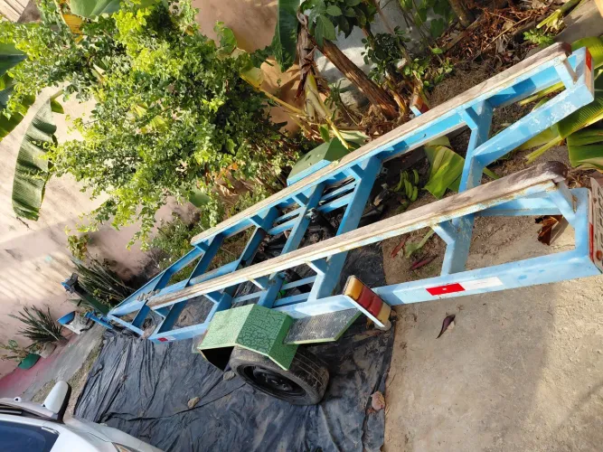 Vendo carretinha 6 m oportunidade implicada 