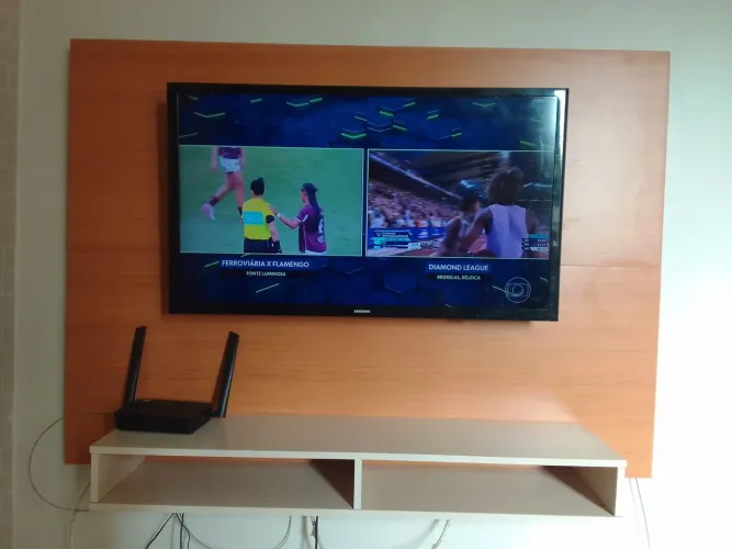 Painel MDF para TV de até 42 polegadas