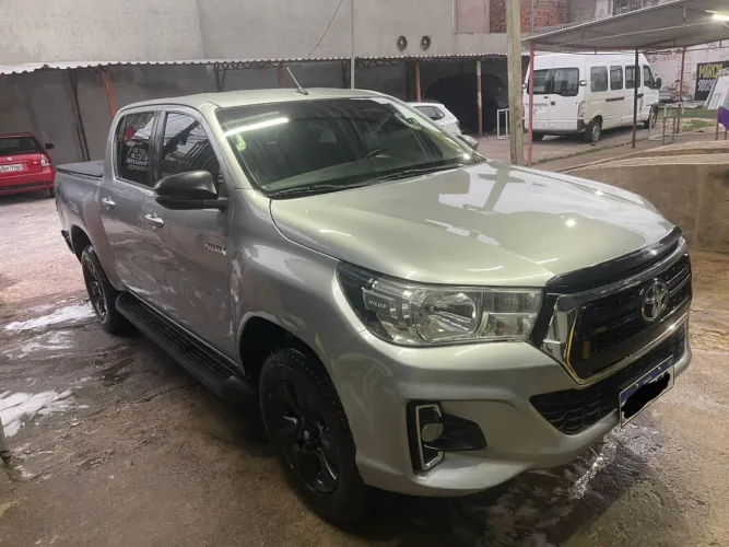 Toyota Hilux CD SR 4X4 2.8 TDI Diesel Aut. 2020