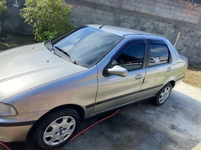Fiat Siena 1.0 Mpi/ 500 1.0 MPI 2000