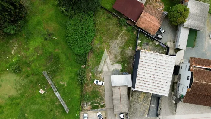 Terreno com 848m² à venda no bairro Itaum em Joinville, por R$ 920.000.00.