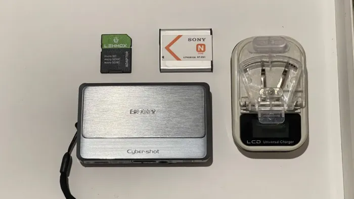 Sony Cyber-shot TX7